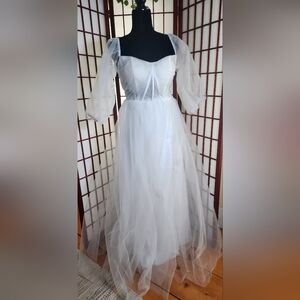 Elegant White Wedding Dress